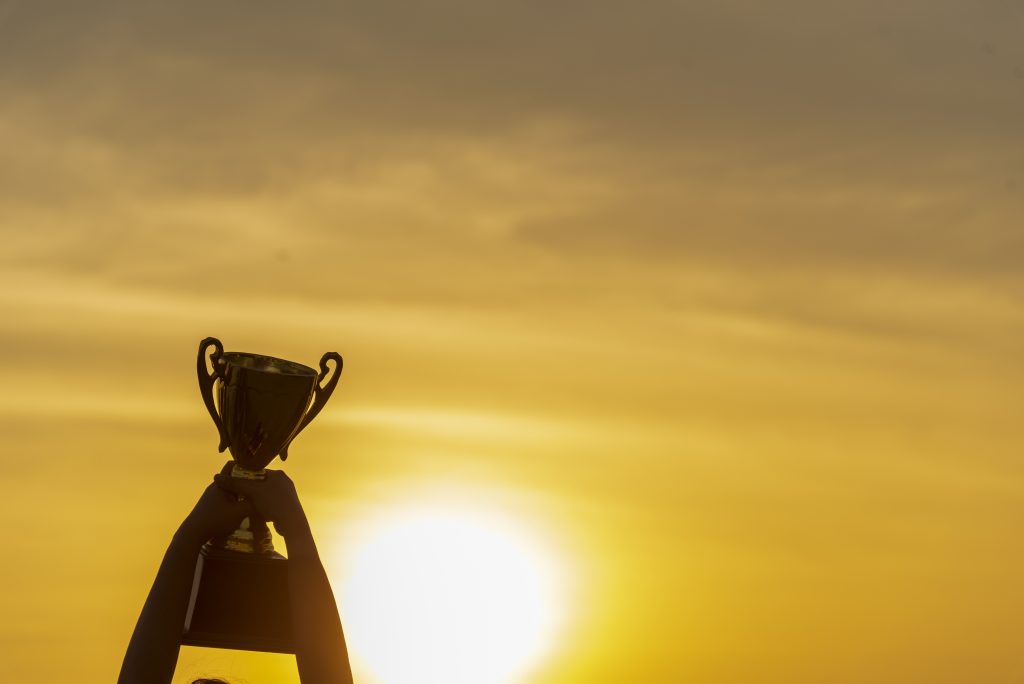 Awards Trophies Australia: How to Choose the Right Award for Every Achievement
